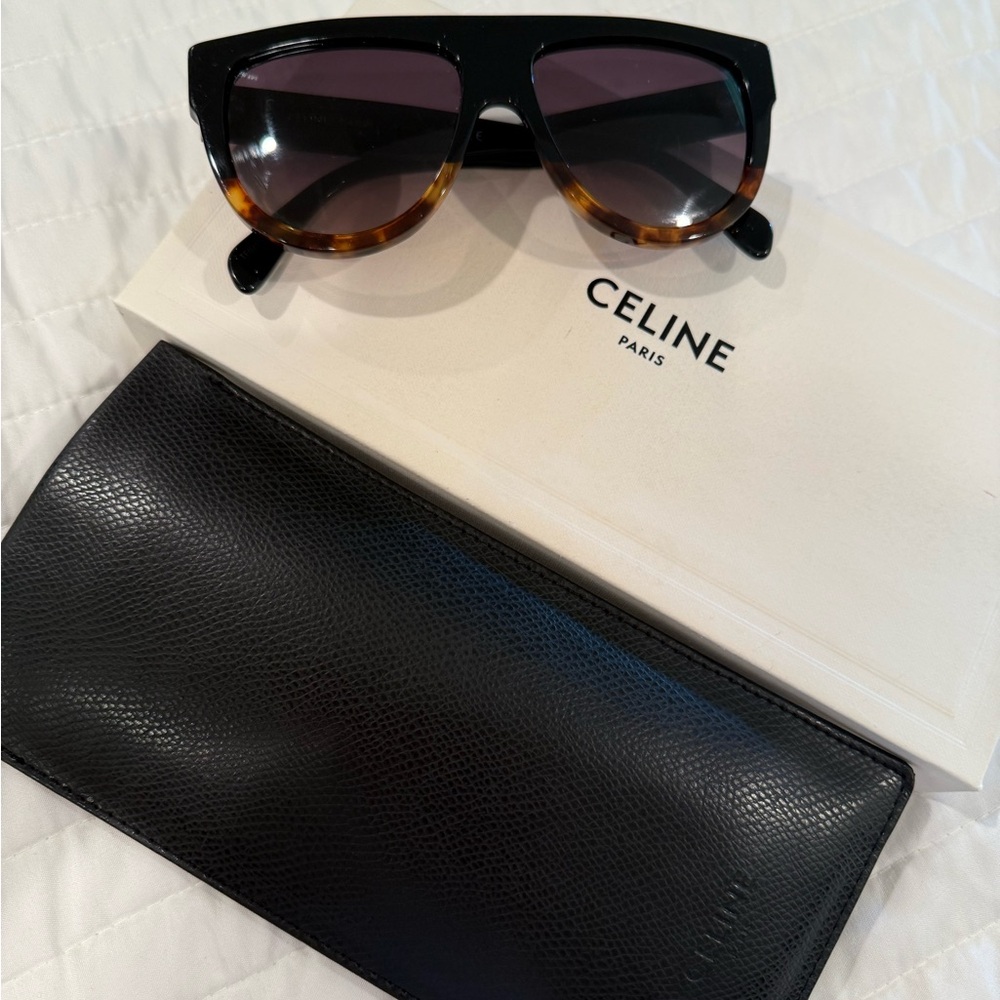 Saks Fifth Avenue Black and Brown Sunglasses